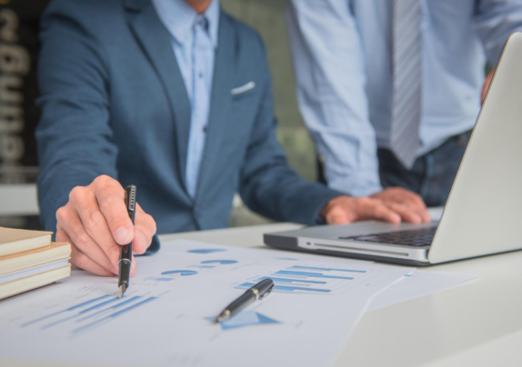 Mastering FRS 115: Tips for SME Bookkeepers